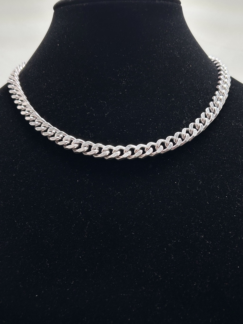 Banana Republic, Silver Curb Link Short Necklace